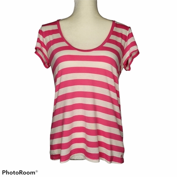 American Eagle Outfitters Tops - AMERICAN EAGLE Outfitters Tee
